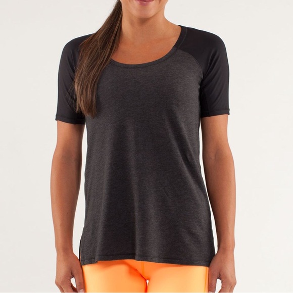 Lululemon Athletica Women’s Spincity Top, Grey and Black, size medium/small - Picture 1 of 9